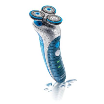 Philips  NIVEA FOR MEN shaver with battery indicator 8040X