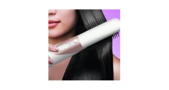 Фасонная щетка для простой укладки и придания блеска