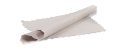 Lint-free cloth included