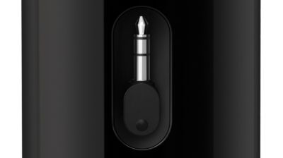 Built-in retractable cable