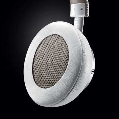 Deluxe breathable ear pads