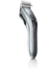 With adjustable comb Hair clipper