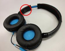 Model number on Philips headphones