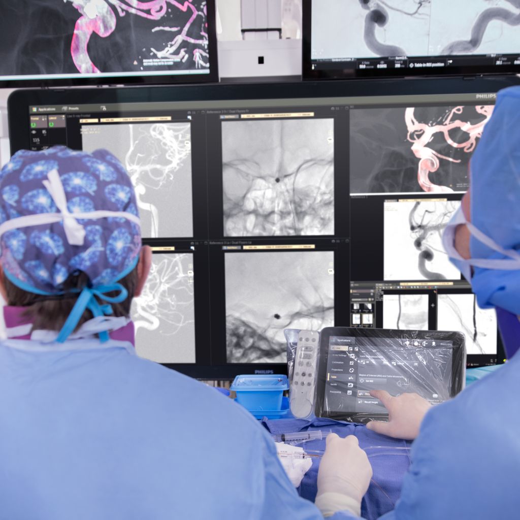 Customer testimonial Paris Bicetre, experiences with Azurion and SmartCT