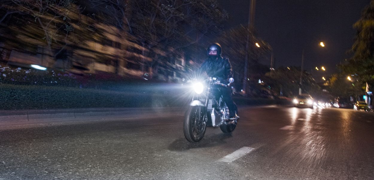 Ultinon Pro6000 moto Lámpara LED para luces de motocicleta LUM11972U6000X1