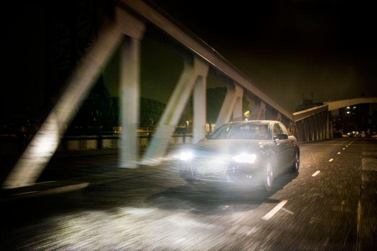 Chuyên đèn xe hơi Philips Halogen và LED tăng sáng - 10