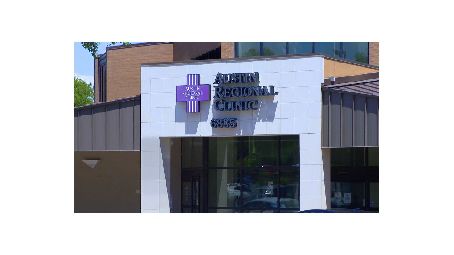 A video shows the team at Austin Regional Clinic discussing their experience with Philips Extended Holter – ePatch.