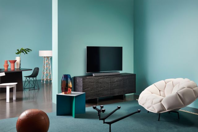 Philips 2020: 9435 LCD Series with 2.1.2 Sound by Bowers & Wilkins Philips 2020: 9435 LCD Series with 2.1.2 Sound by Bowers & Wilkins