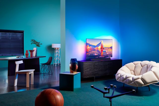 Philips 2020: 9435 LCD Series with 2.1.2 Sound by Bowers & Wilkins Philips 2020: 9435 LCD Series with 2.1.2 Sound by Bowers & Wilkins