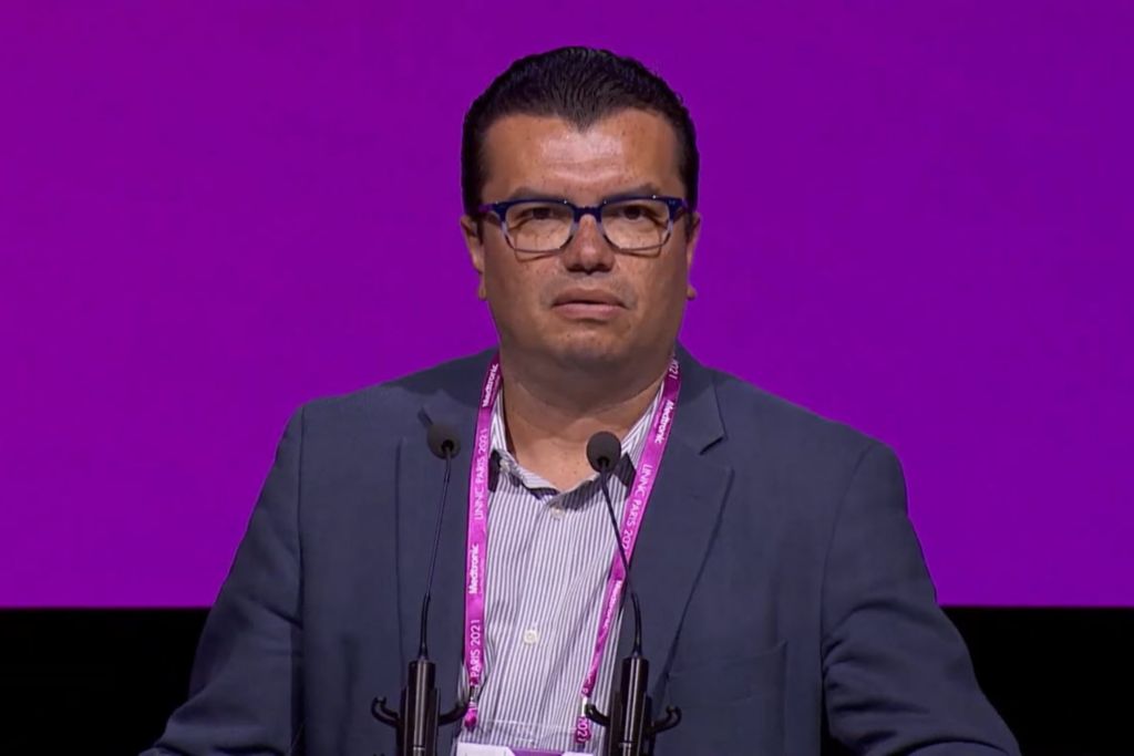 Dr. Vitor Mendes Pereira