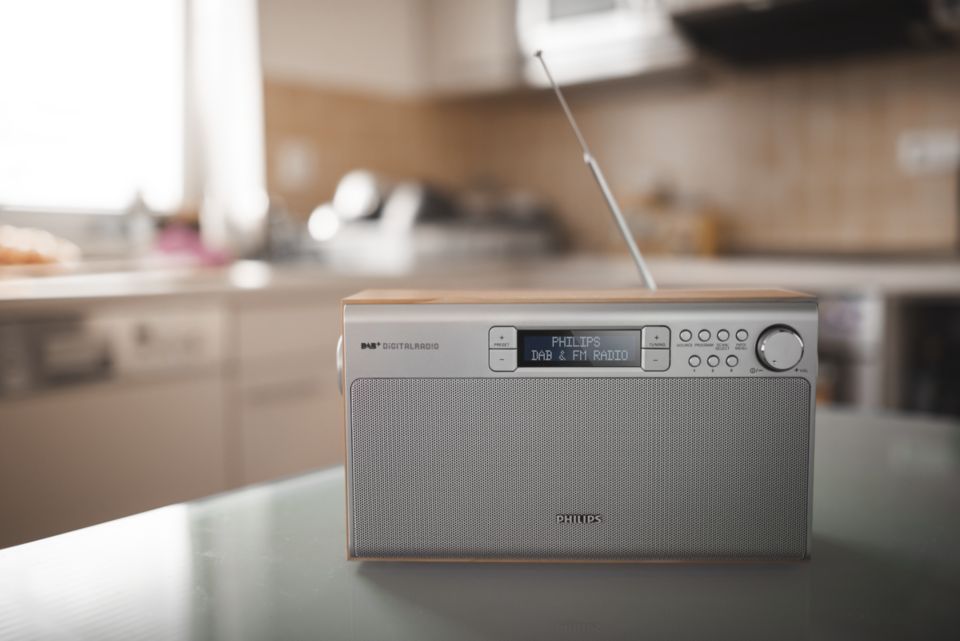 Tragbares Radio AE5220/12 | Philips