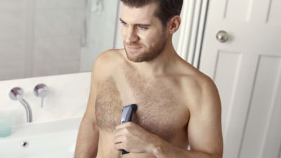 razor to shave body hair