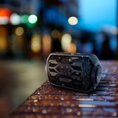 philips waterproof speaker