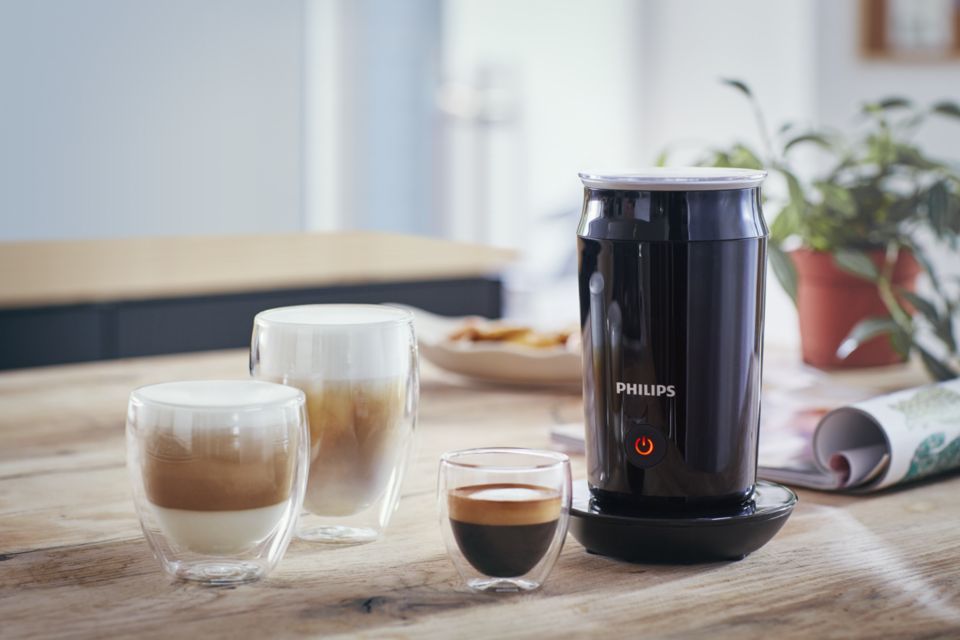 Delonghi Distinta и Philips Milk Twister - какой вспениватель молока выбрать?