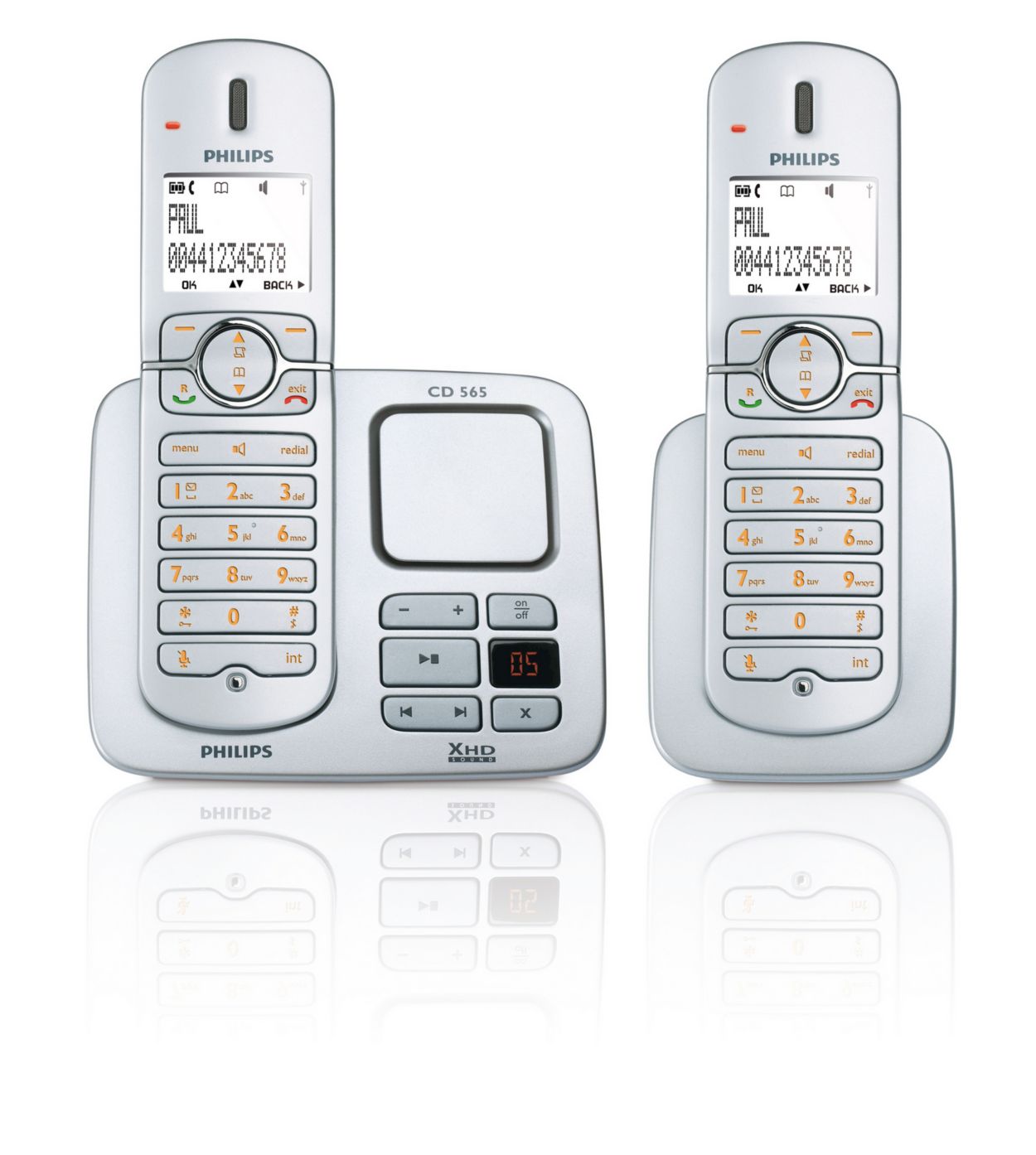 Музыка филипс телефон. Телефон cd195 Philips. Серебристый телефон Philips. Philips cd270 Duo. Маленький телефон Филипс.