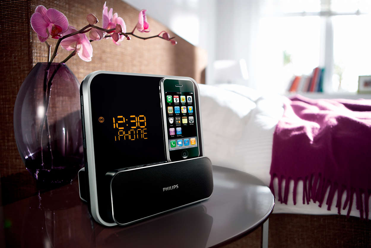 Nursery rhymes Dawn Maintenance Alarm Clock radio for iPod/iPhone DC315/05 | Philips
