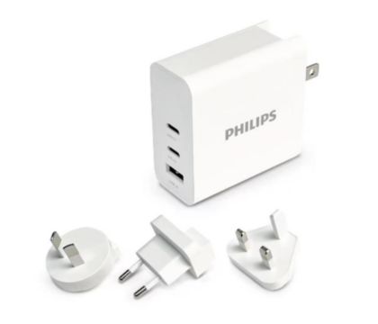 Wall charger with 2 USB-C and USB-A port