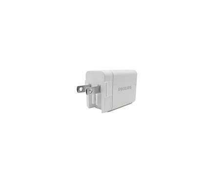 壁式充電器 USB-A 及 Type-C 連接埠
