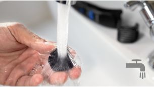 Detachable head for easy cleaning