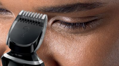 philips multigroom 7000 eyebrow trimmer