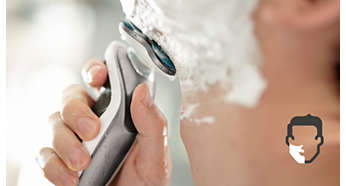 Aquatec осигурява комфортно сухо или освежаващо мокро бръснене
