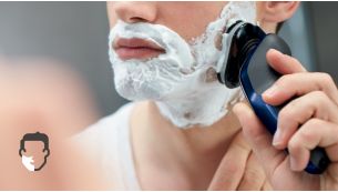 Get a comfortable dry or refreshing wet shave with Aquatec