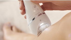 Extra wide epilator head