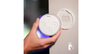 Comutator wireless şi telecomandă într-un singur aparat