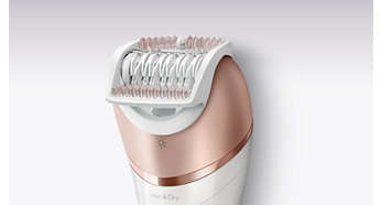 In-use Massage cap relaxes the skin during epilation