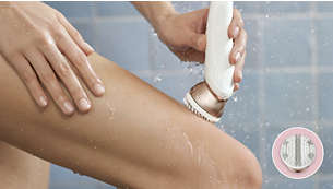 Escova de exfoliação corporal remove as células mortas da pele