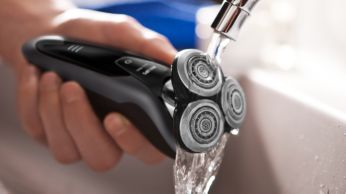 Shaver can be rinsed clean under the tap