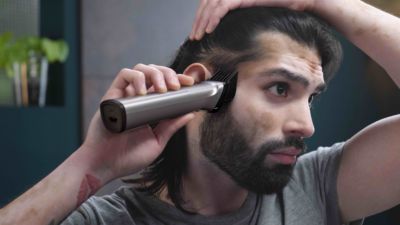 Широкая машинка для стрижки волос быстро подравнивает даже самые густые волосы