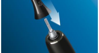 Click-on design for simple brush head placement