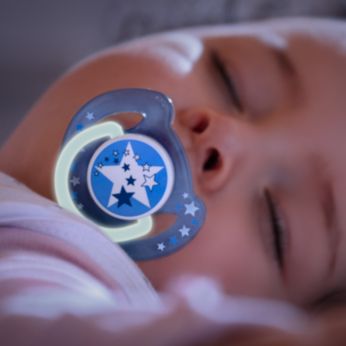 Find glowing handle more easily at bedtime