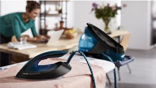 Sıcak ütü tabanını ütü masasına güvenle bırakabilirsiniz