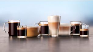 8 kopper kaffe lige ved hånden, herunder latte macchiato