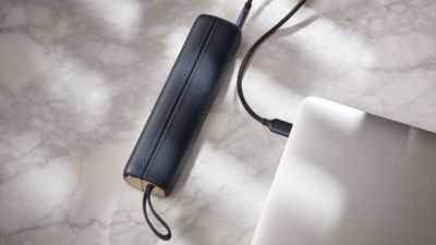 Премиальный дорожный футляр с зарядкой через USB для чистки в поездках