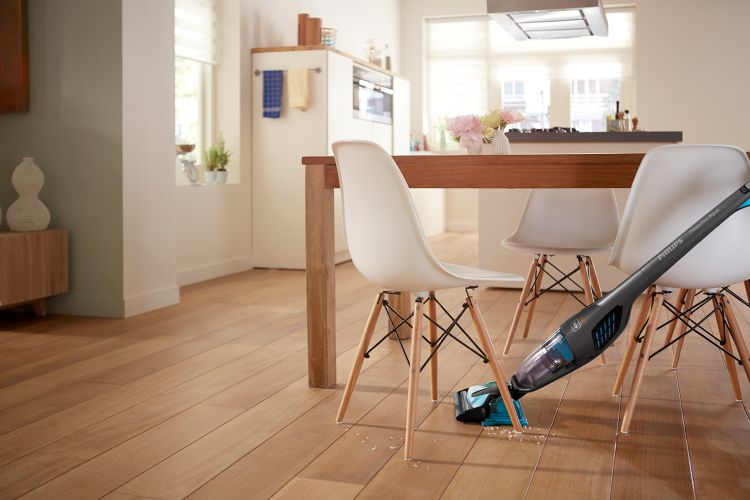 Vacuums and mops in one stroke