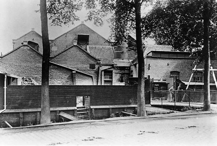 First Philips factory, 1900