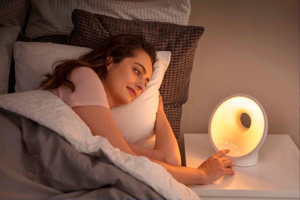 SmartSleep Sleep and Wake-Up Light HF3650/60 | Philips