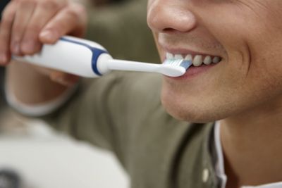 philips sonicare 2100