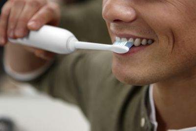 philips sonicare dailyclean electric toothbrush