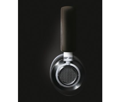 Philips Fidelio L1 On-Ear Headphone – ApertureStock