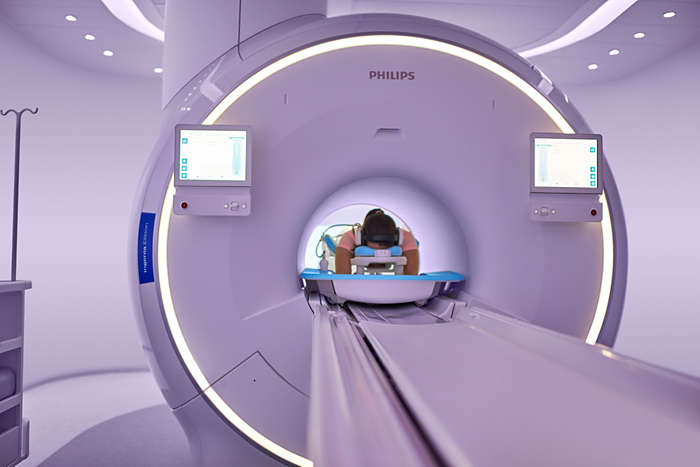Philips Ingenia Elition 3.0T MRI solution with Ambient Experience