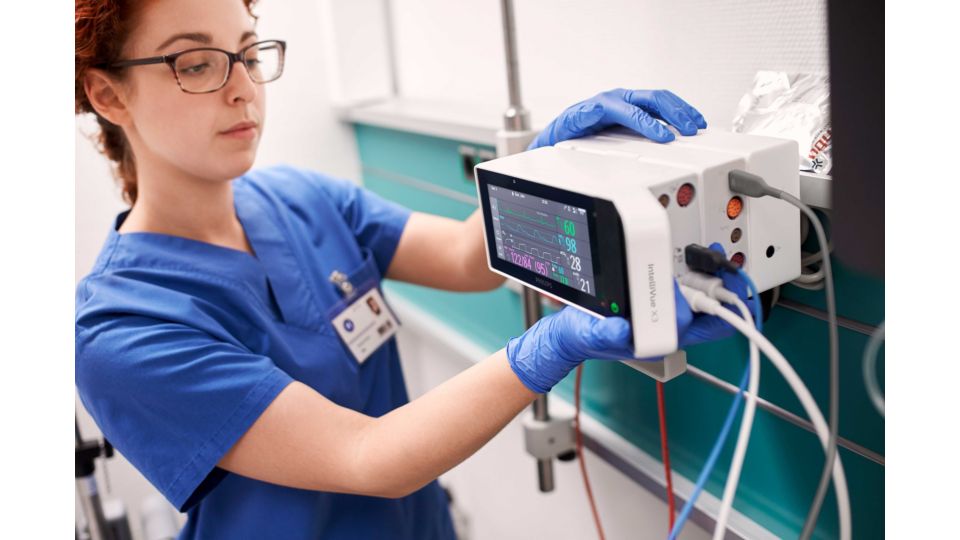 Philips IntelliVue X3 portable patient monitor