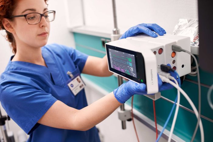 Philips IntelliVue X3 portable patient monitor