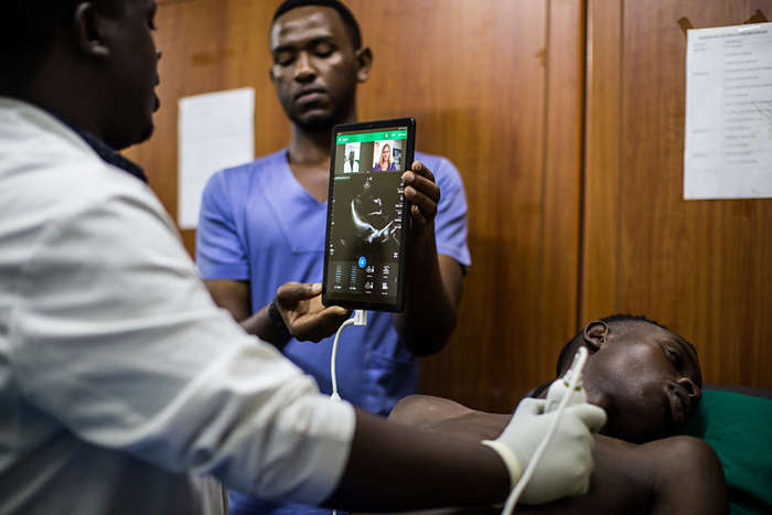 Philips Lumify with Reacts links specialists around the globe with physicians in Rwanda