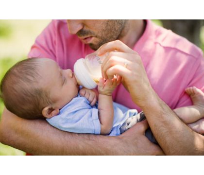 Wie Viel Milch Trinkt Ein Baby Philips Avent