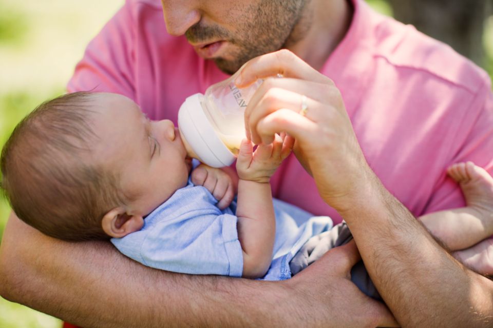 Wie Viel Milch Trinkt Ein Baby Philips Avent