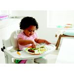 Des couverts adaptés pour que votre enfant apprenne à manger seul